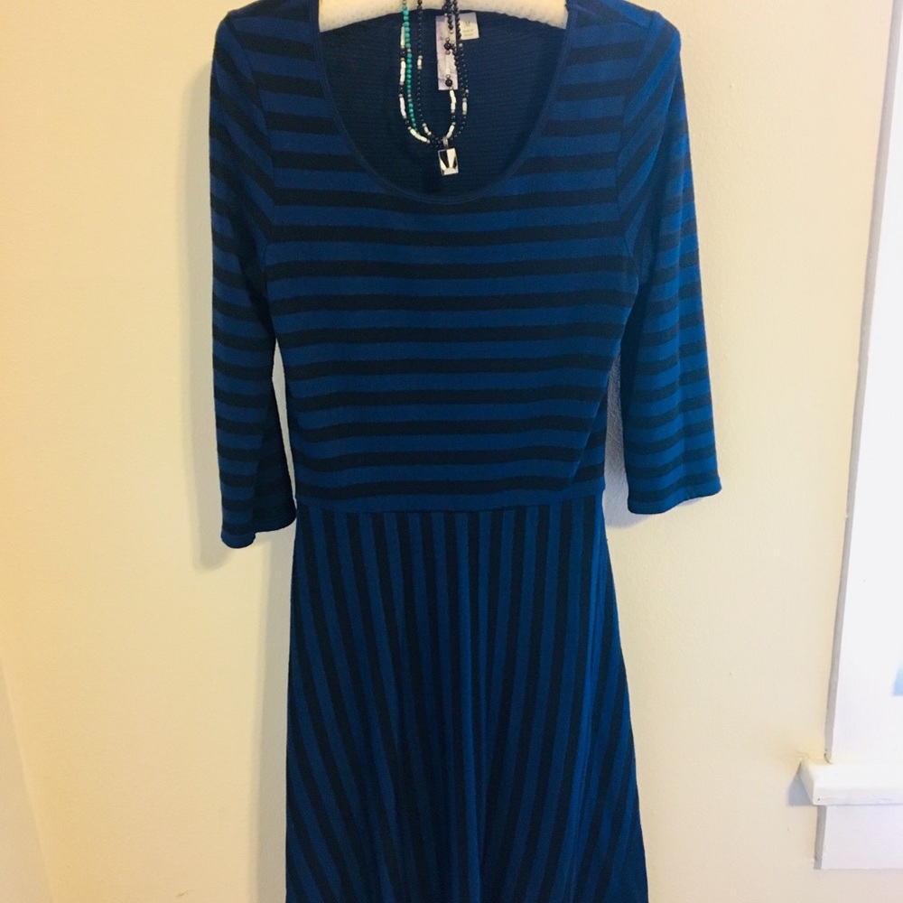 Alya comfy Blue/black dress